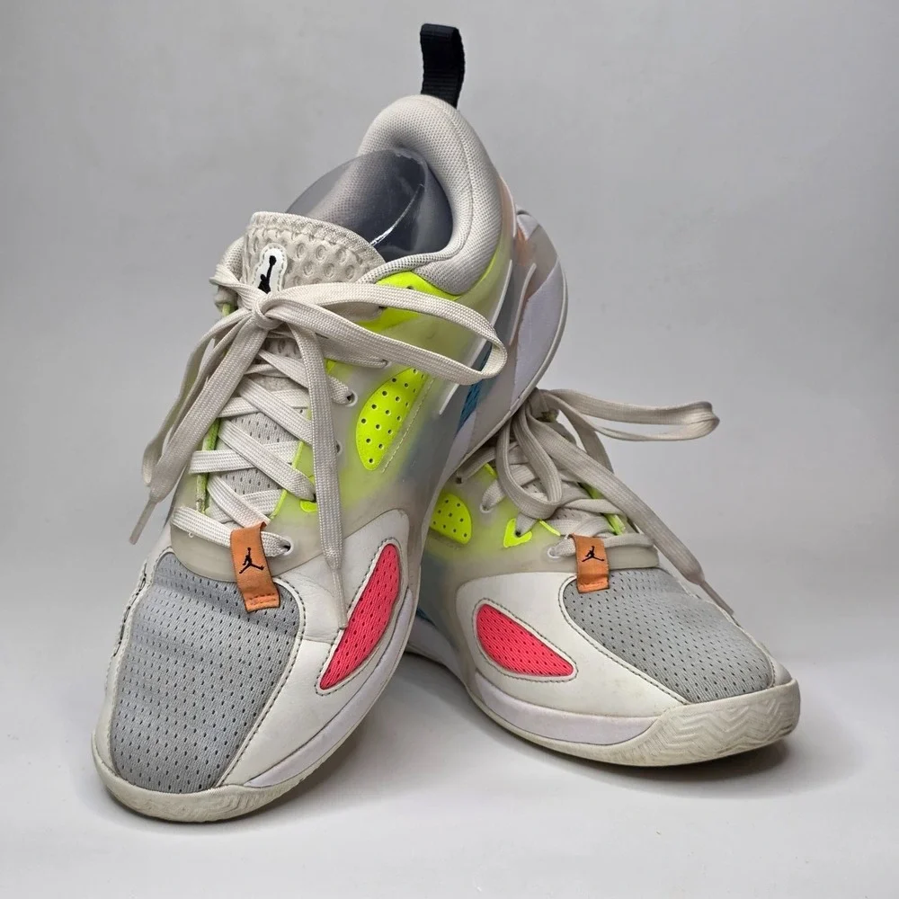 Nike Jordan Heir Series Men's Basketball Shoes Size 7.5 White Volt Sneakers